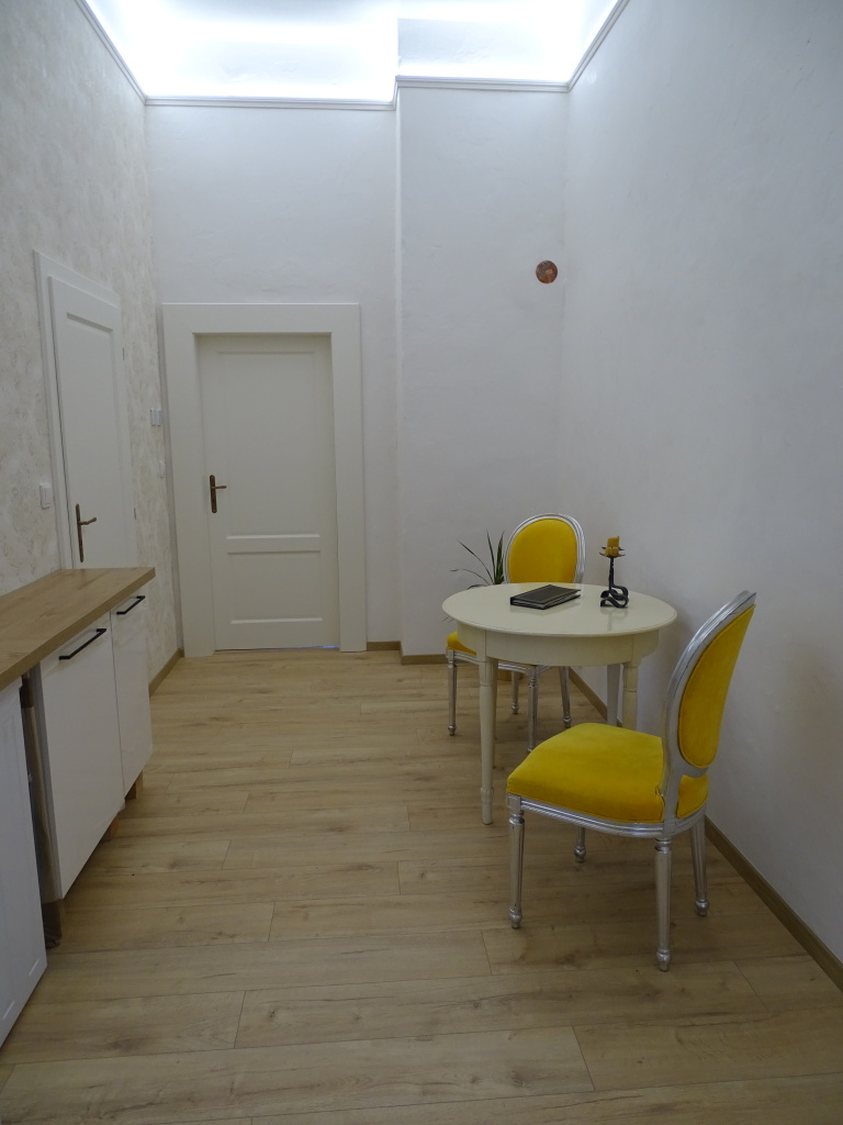 Apartmán L5 – jídelní kout